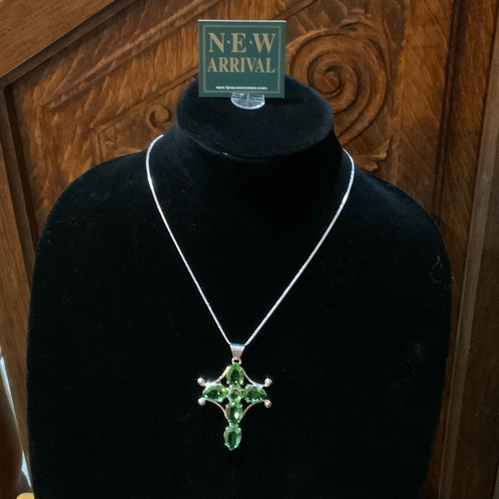 Exquisite 925 Silver Necklace With Green Amethyst Gemstone Cross Pendant 49$